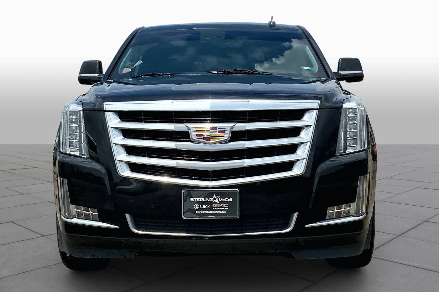 Used 2019 BLACK RAVEN Cadillac Luxury image 4