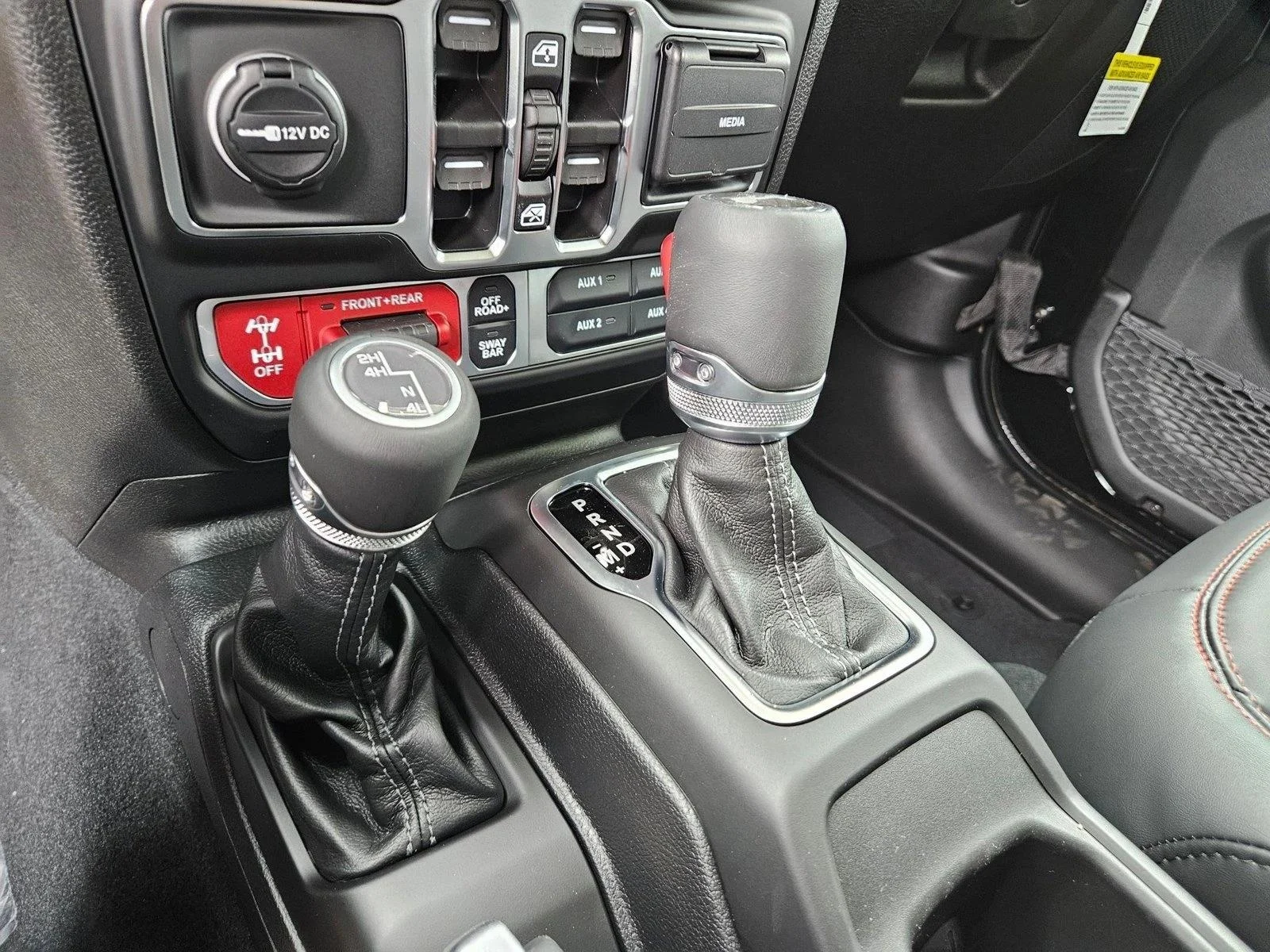 New 2026 Black Clearcoat Jeep Rubicon image 14