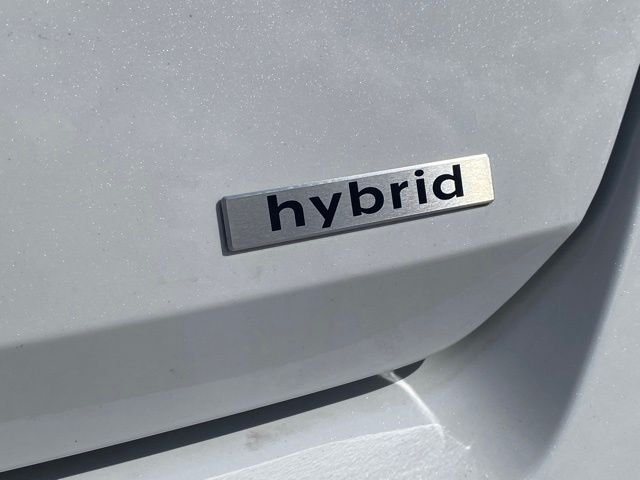 2025 Hyundai Elantra Limited - Photo 9