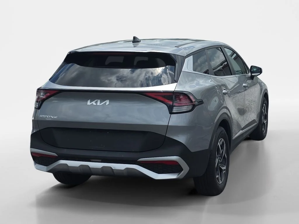2025 Kia Sportage LX - Photo 8
