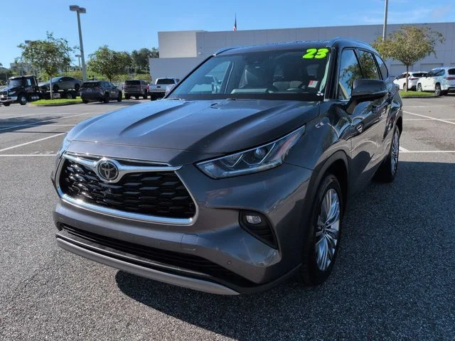 Used 2023 Gray Toyota Platinum image 8
