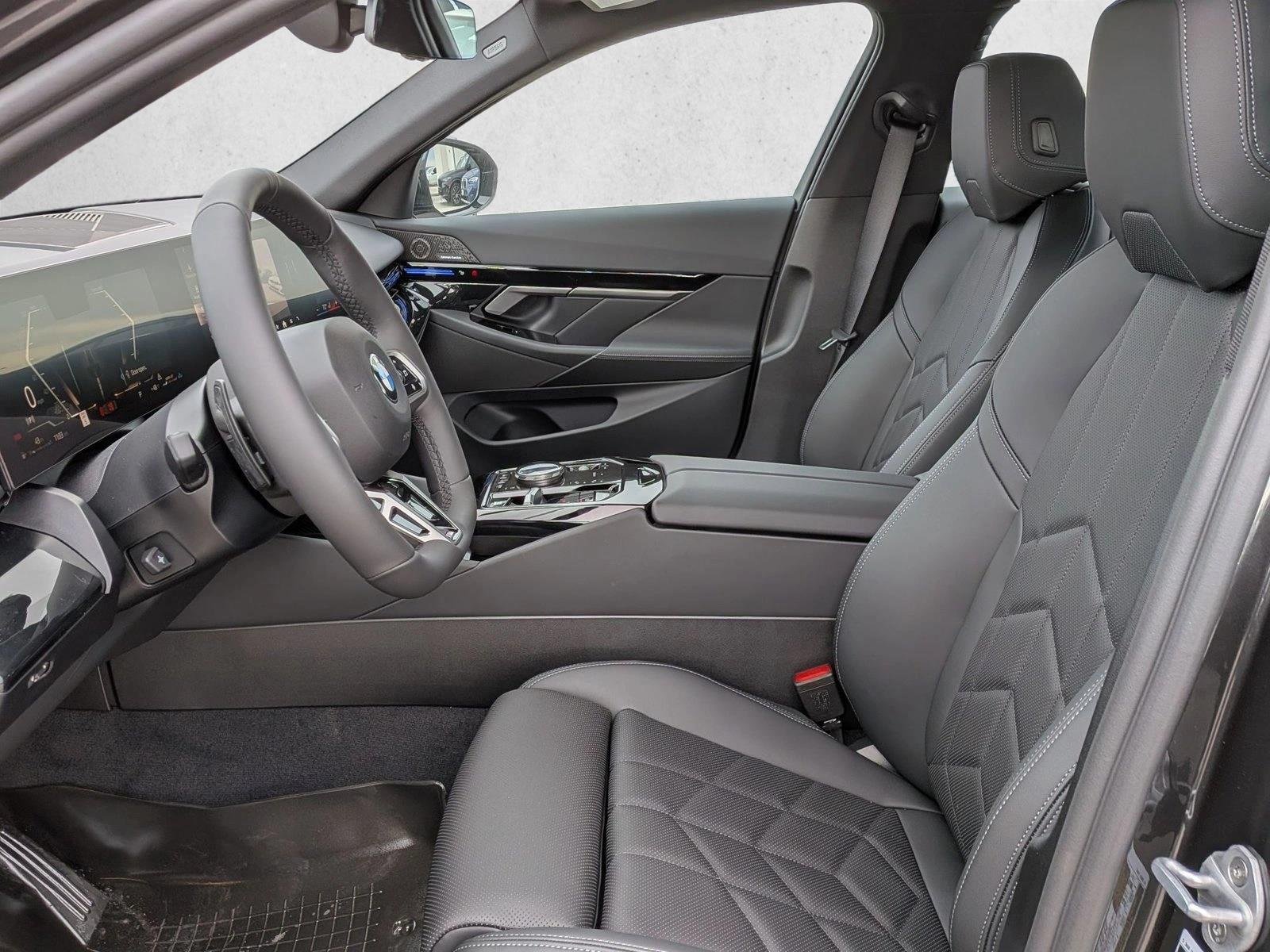 Used 2026 Dark Graphite Metallic BMW 530i xDrive image 4