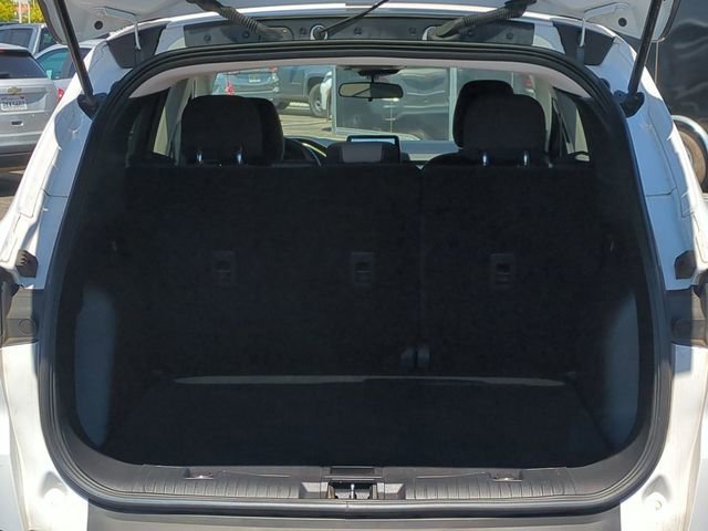 Used 2021 White Ford SE image 29