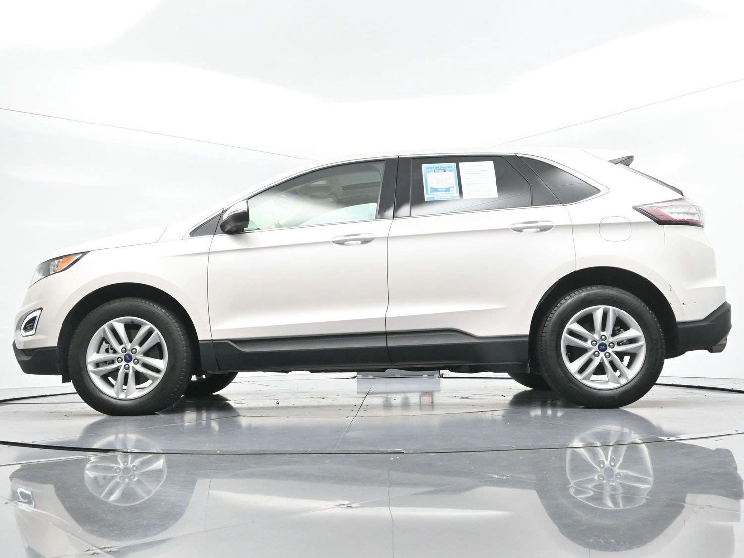 Used 2017 White Platinum Metallic Tri-Coat Ford SEL image 42