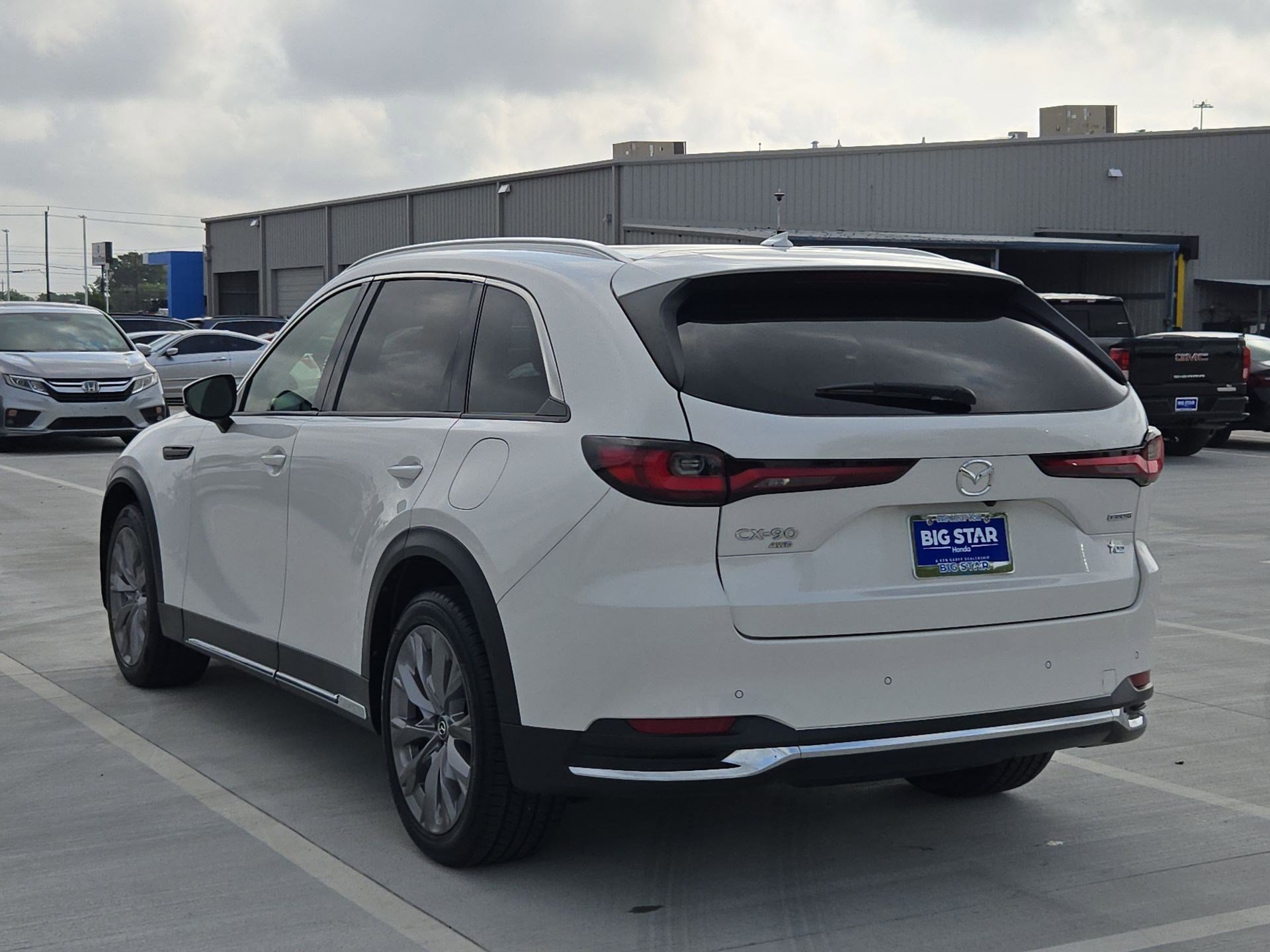 Used 2024 Rhodium White Premium Mazda 3.3 Turbo Premium image 5