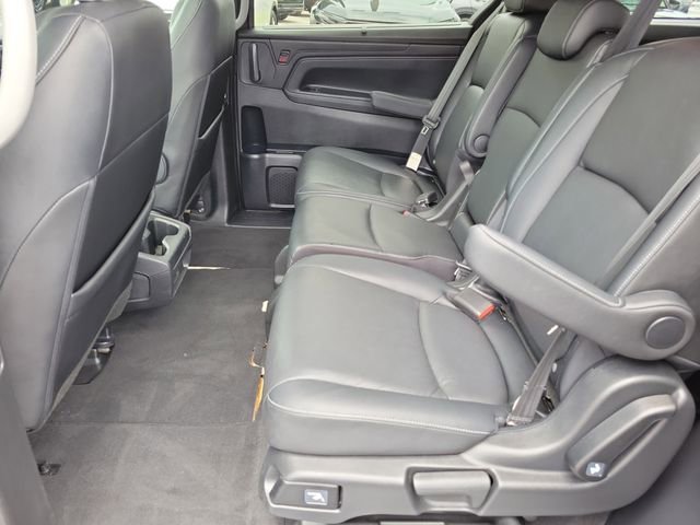 Certified Used 2024 Modern Steel Metallic Honda EX-L image 11