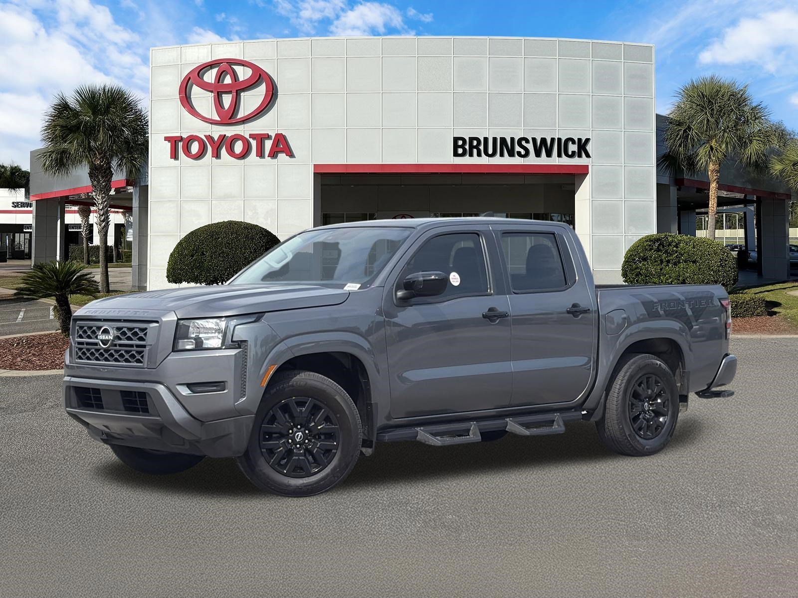 2023 Nissan Frontier SV Crew Cab 4X2 SWB's photo