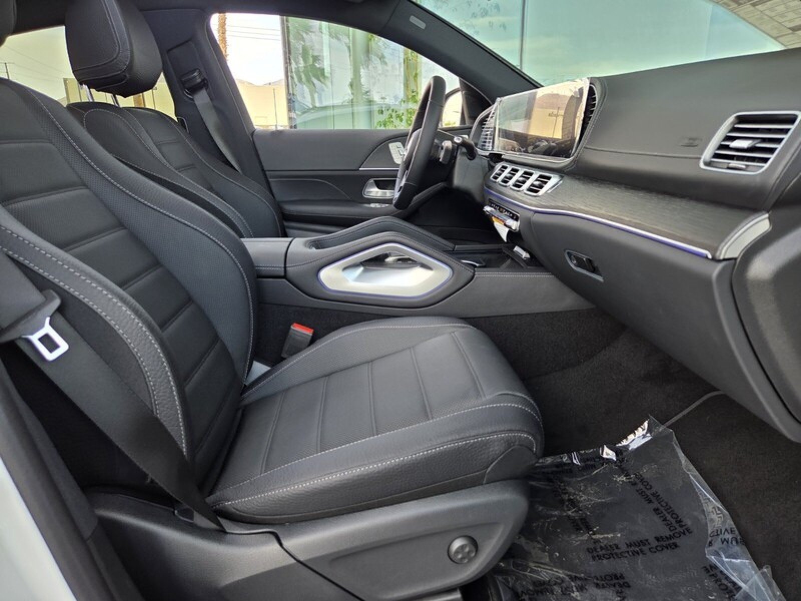 New 2026 Polar White Mercedes-Benz GLE 450 4MATIC® Coupe image 17