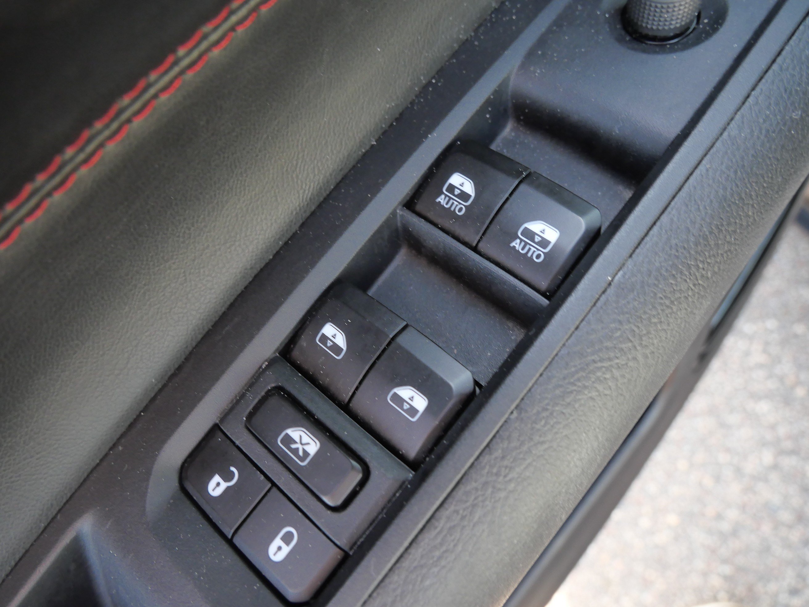 2025 Jeep Compass Trailhawk - Photo 19