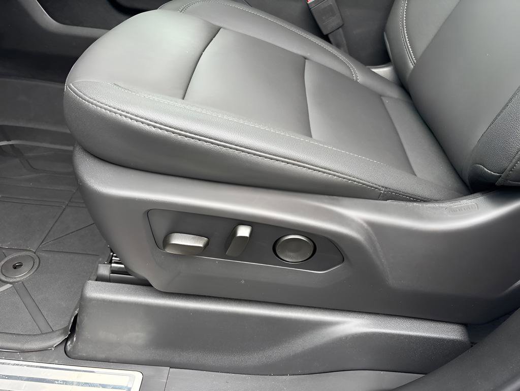 2026 Chevrolet Silverado 1500 LT - Photo 15