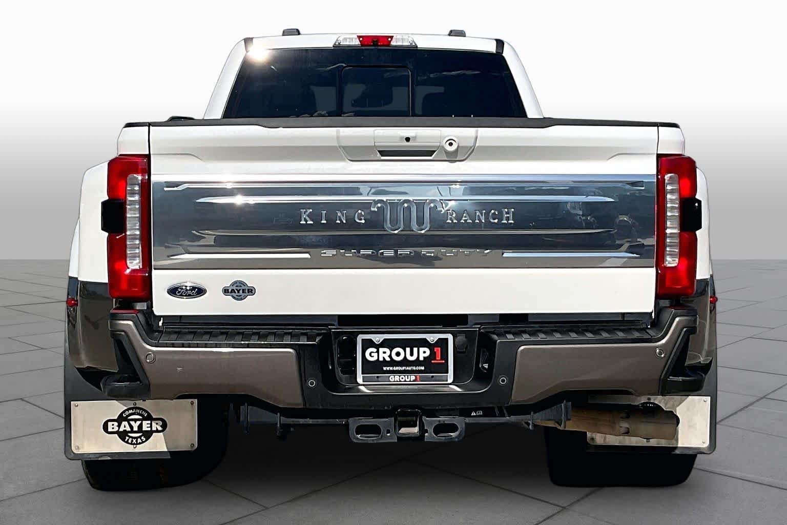 Used 2023 Star White Metallic Tri-Coat/Stone Gray Ford King Ranch image 5