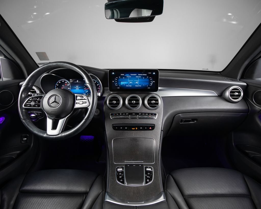 Certified Used 2022 Black Mercedes-Benz GLC 300 image 7