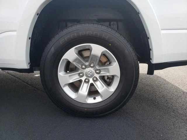 Used 2020 White Ram Laramie image 27