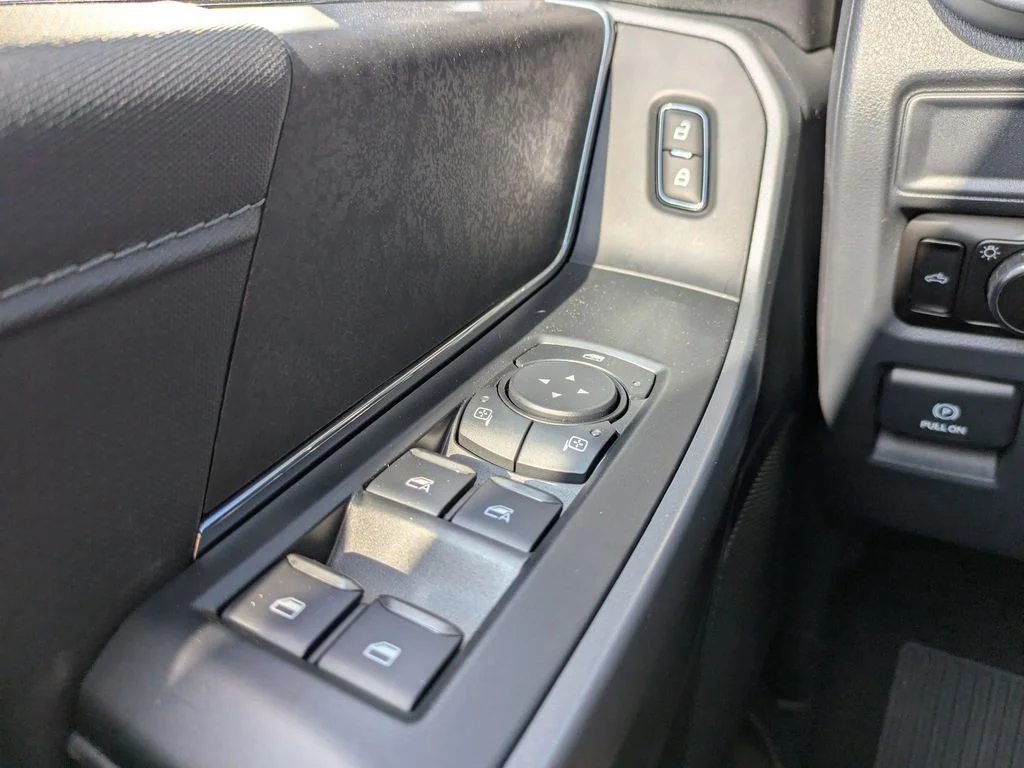 New 2026 Agate Black Metallic Ford XLT image 27