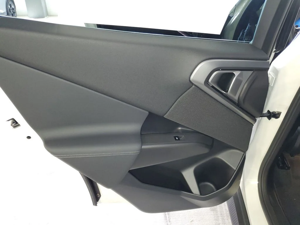 2026 BMW X3 30 - Photo 9