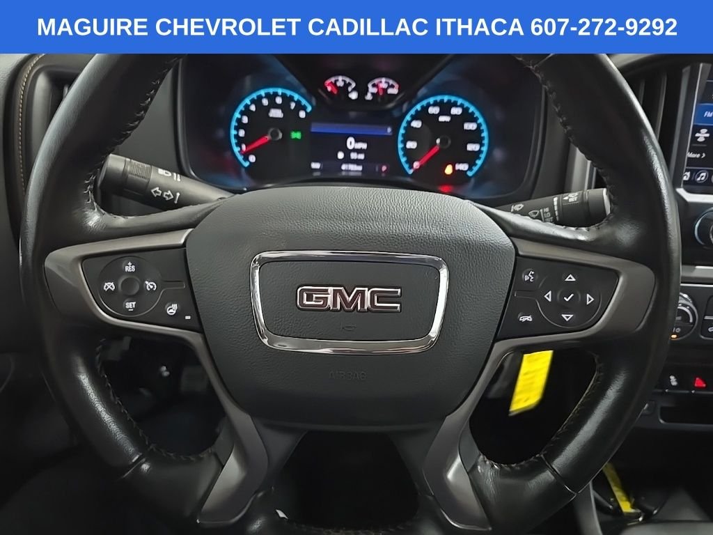 Used 2022 White GMC AT4 w/Leather image 18