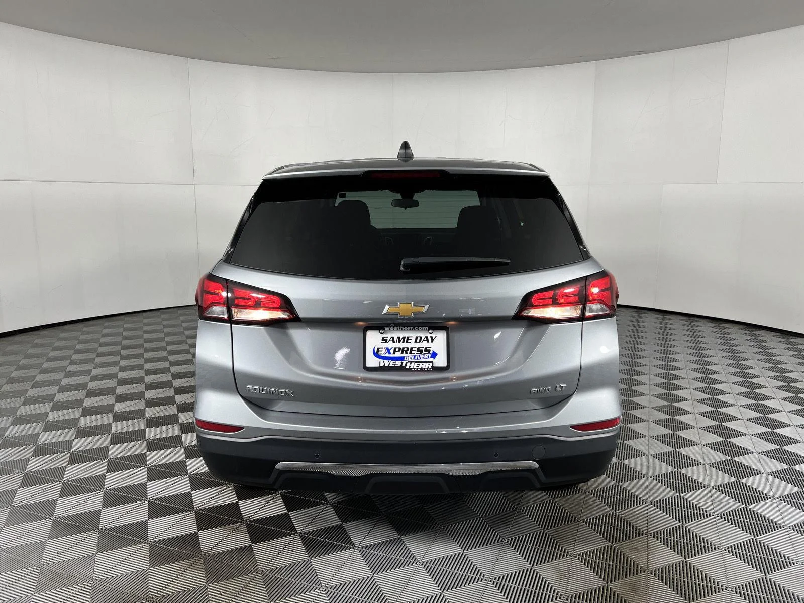 Used 2024 Sterling Gray Metallic Chevrolet LT image 24