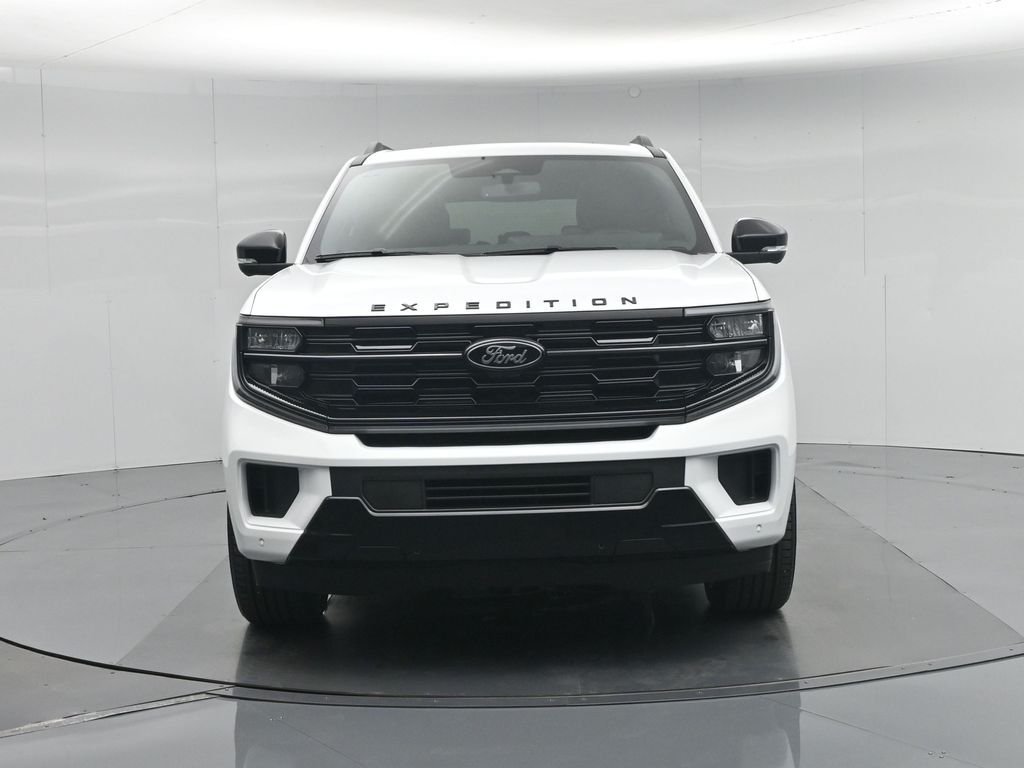 New 2026 Oxford White Ford Platinum image 28