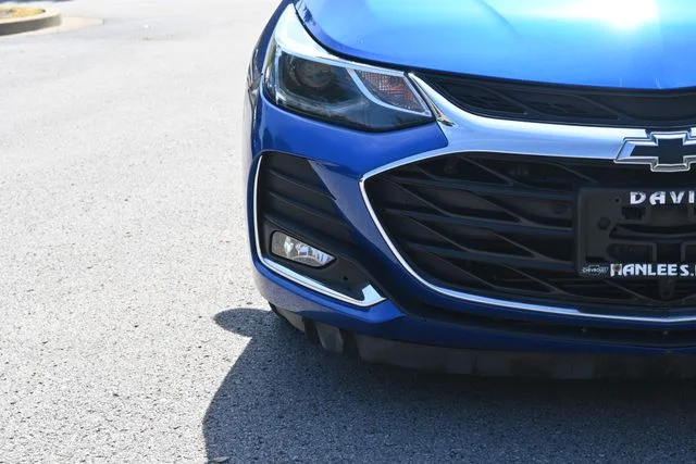 Used 2019 Blue Chevrolet LT image 13
