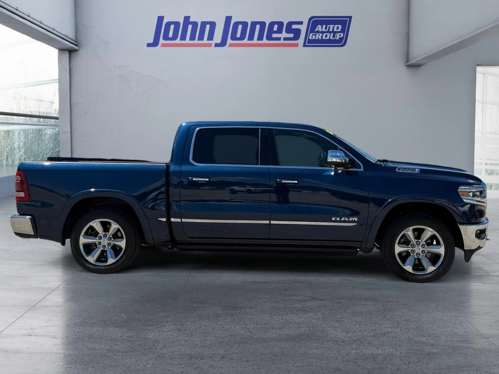 Used 2019 Patriot Blue Pearlcoat Ram Limited image 6
