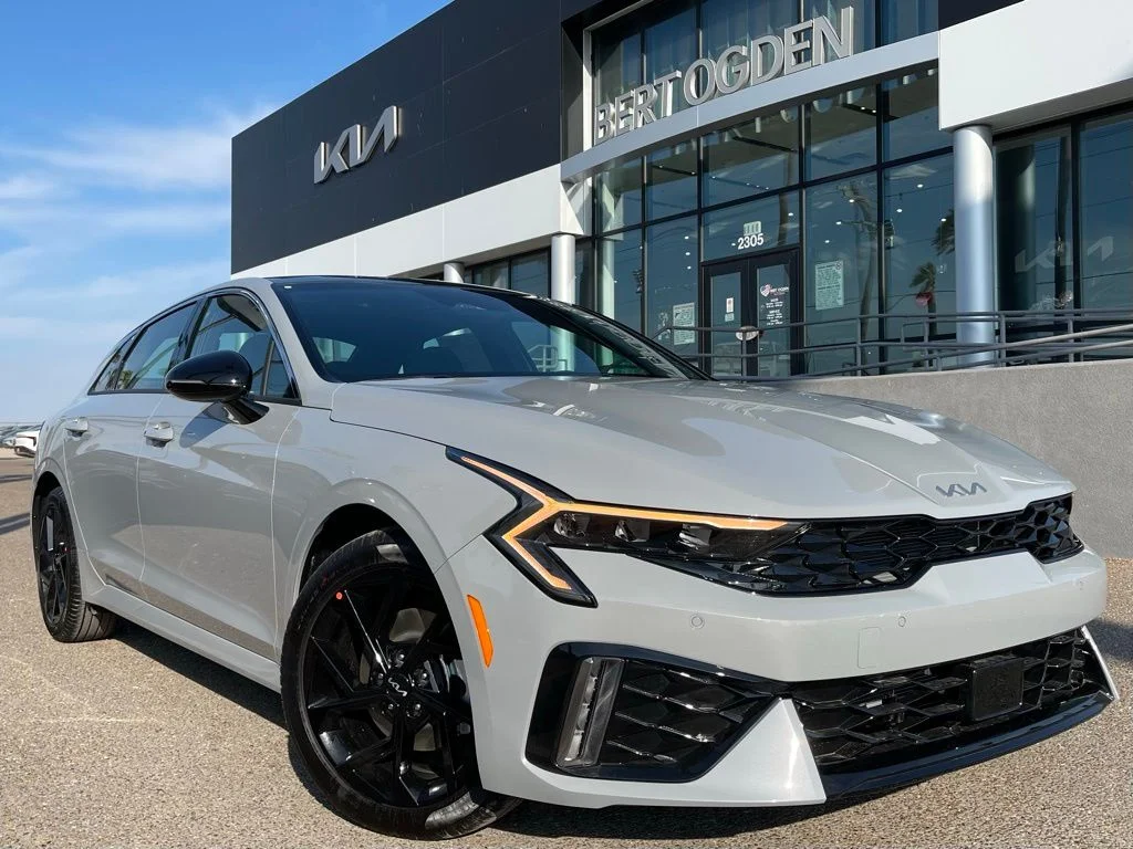 2026 Kia Optima GT-Line FWD's photo