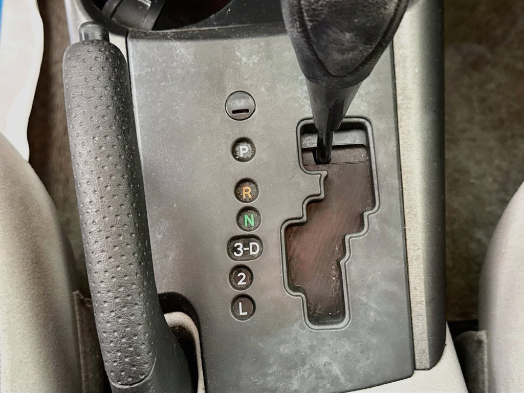 Used 2011 Classic Silver Metallic Toyota Base image 19