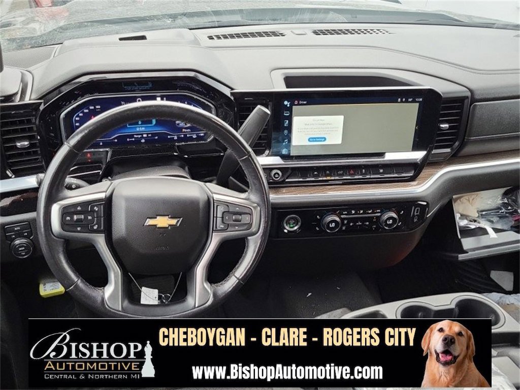 2022 Chevrolet Silverado 1500 LT photo 4