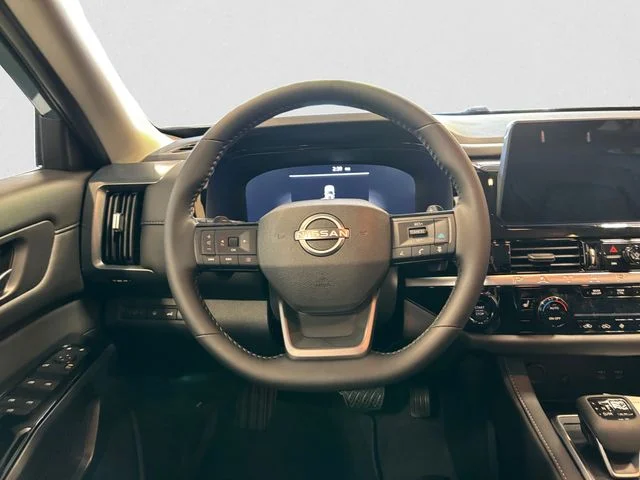 New 2026 Green Nissan SL image 12