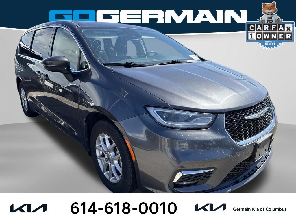 Used 2023 Gray Chrysler Touring L image 6