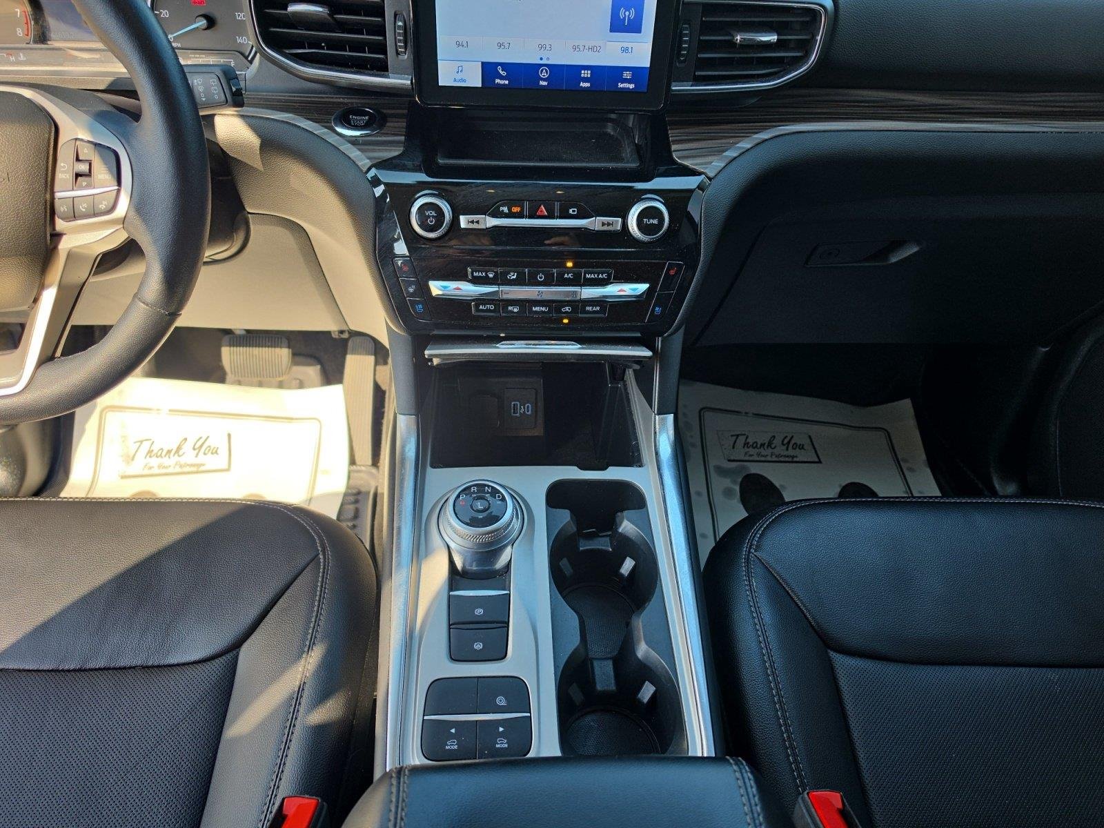 2023 Ford Explorer Limited - Photo 11