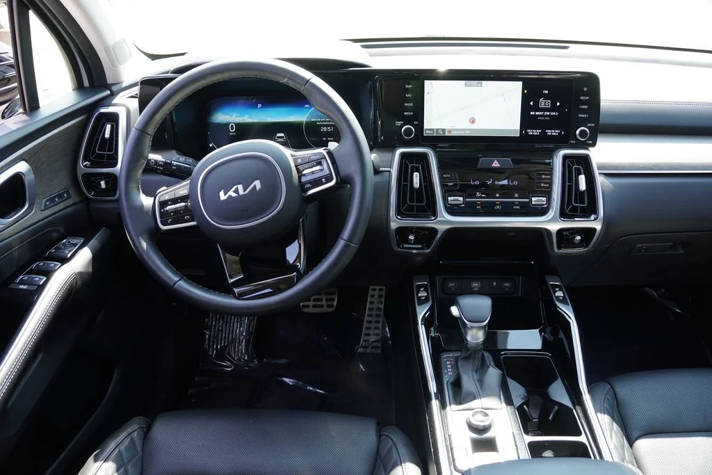 Used 2023 Glacial White Pearl Kia X-Line SX Prestige image 20