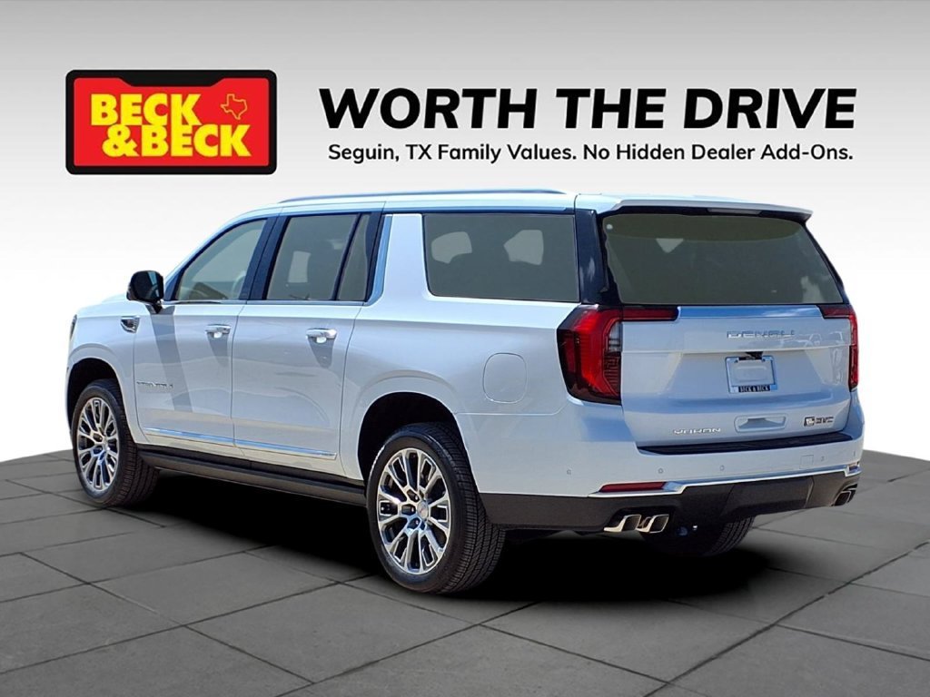 2026 GMC Yukon XL Denali - Photo 7
