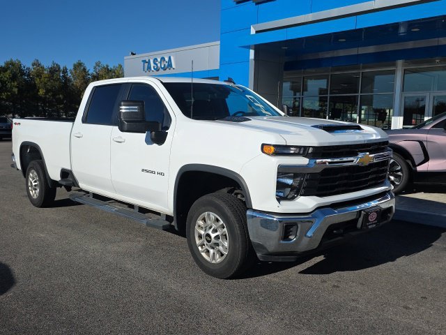 Used 2026 White Chevrolet LT image 1