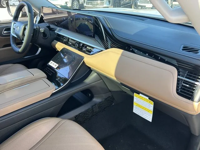 2026 INFINITI QX80 Luxe - Photo 13