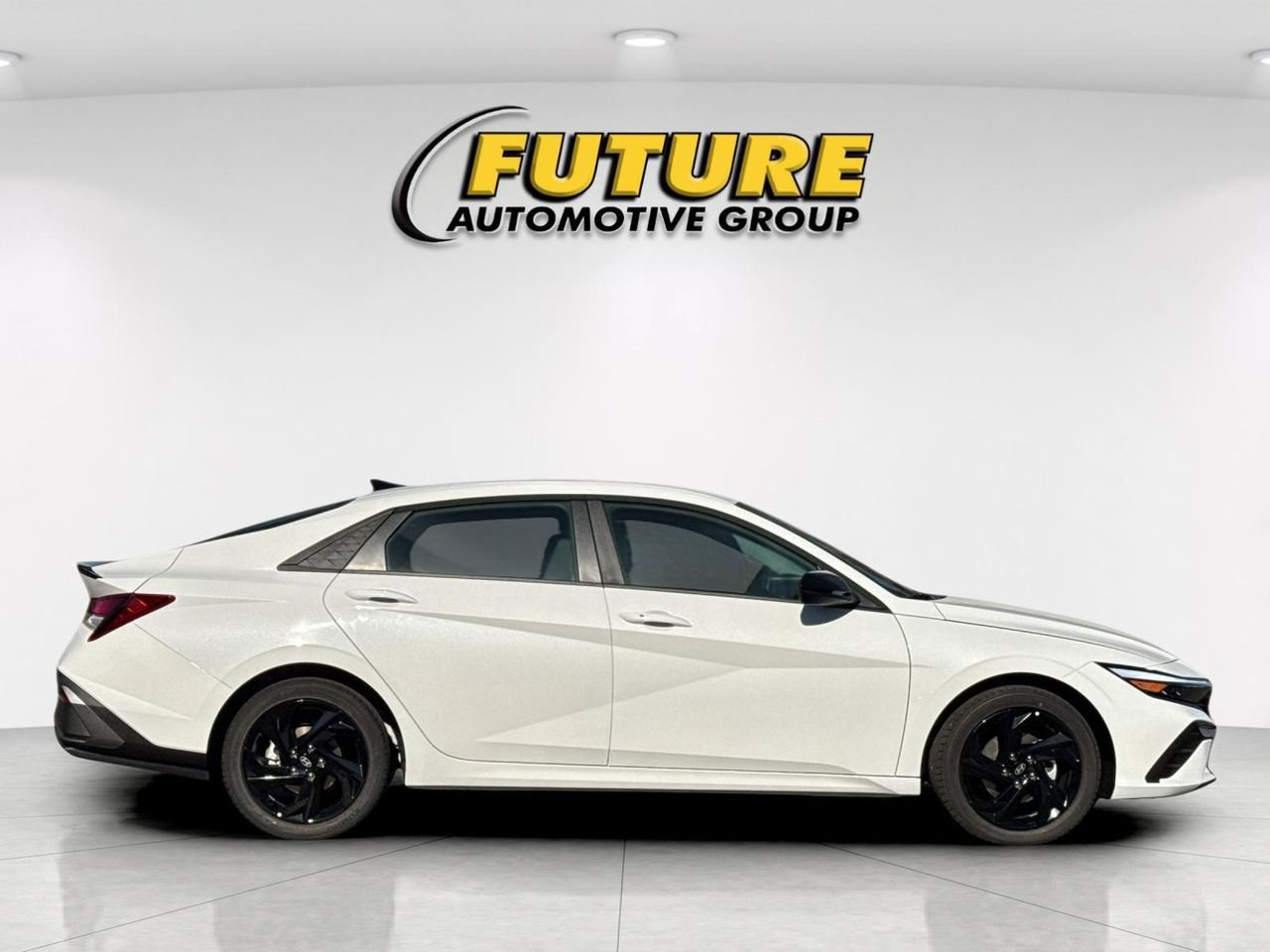 New 2026 White Hyundai SEL Sport Plus image 2