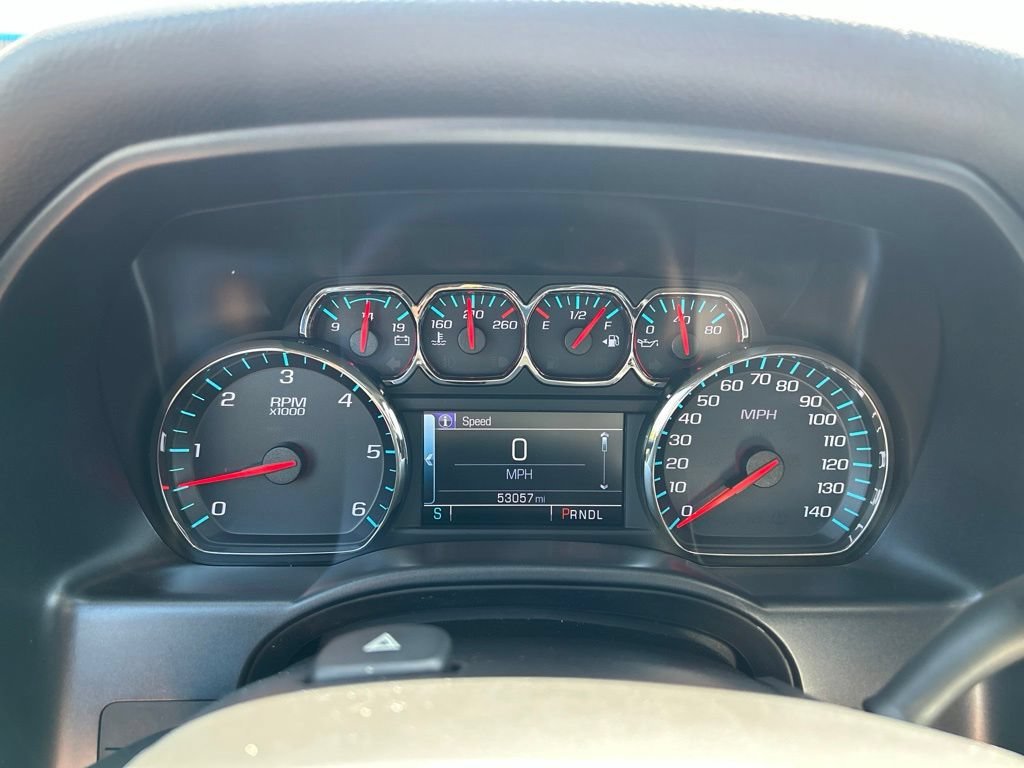 Used 2018 SUMMIT WHITE Chevrolet LT image 24