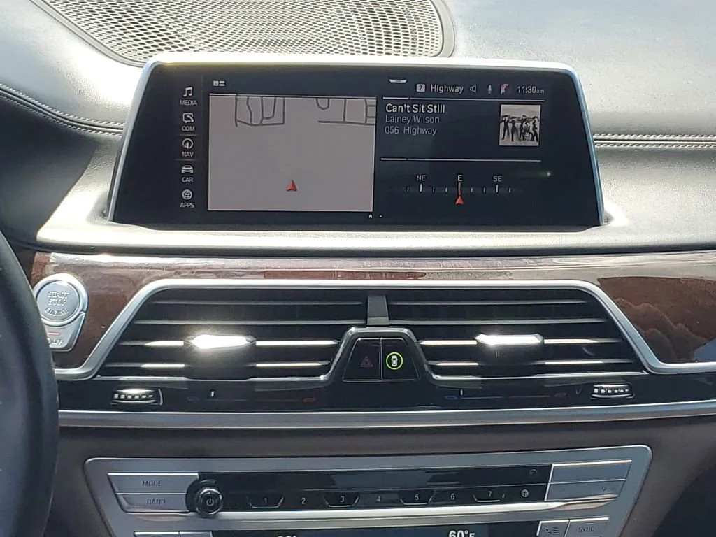 Used 2021 Gray BMW xDrive image 15