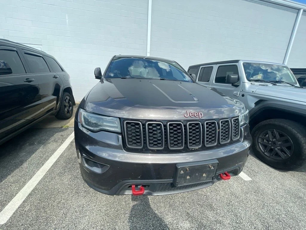 Used 2021 Gray Jeep Trailhawk image 5