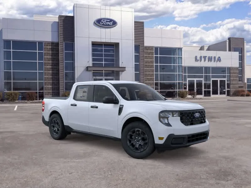 New 2026 Space White Metallic Ford XLT image 7