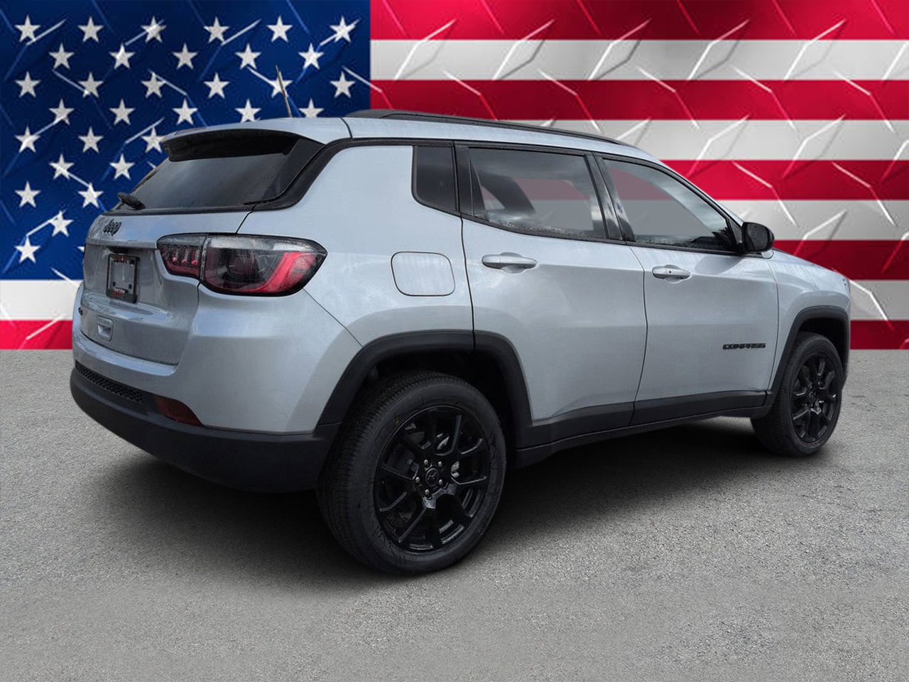 New 2026 Silver Zynith Metallic Clearcoat Jeep Latitude image 3
