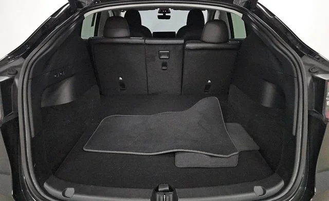 Used 2022  Tesla Long Range image 20
