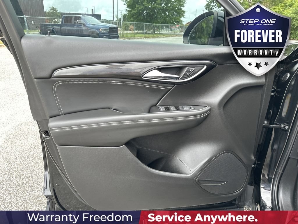 Used 2023 Black Buick Preferred image 11