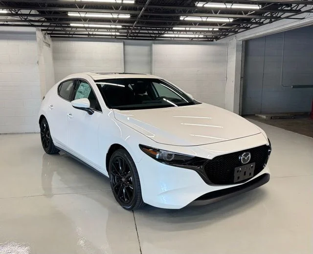 2026 Mazda Mazda3 Premium - Photo 7