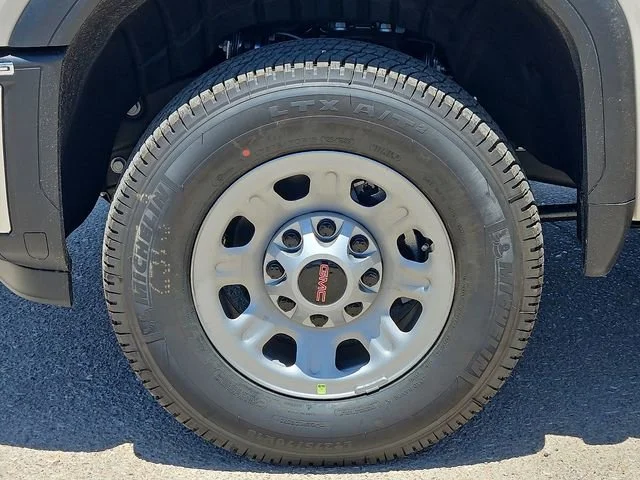 2026 GMC Sierra 2500HD Pro - Photo 9