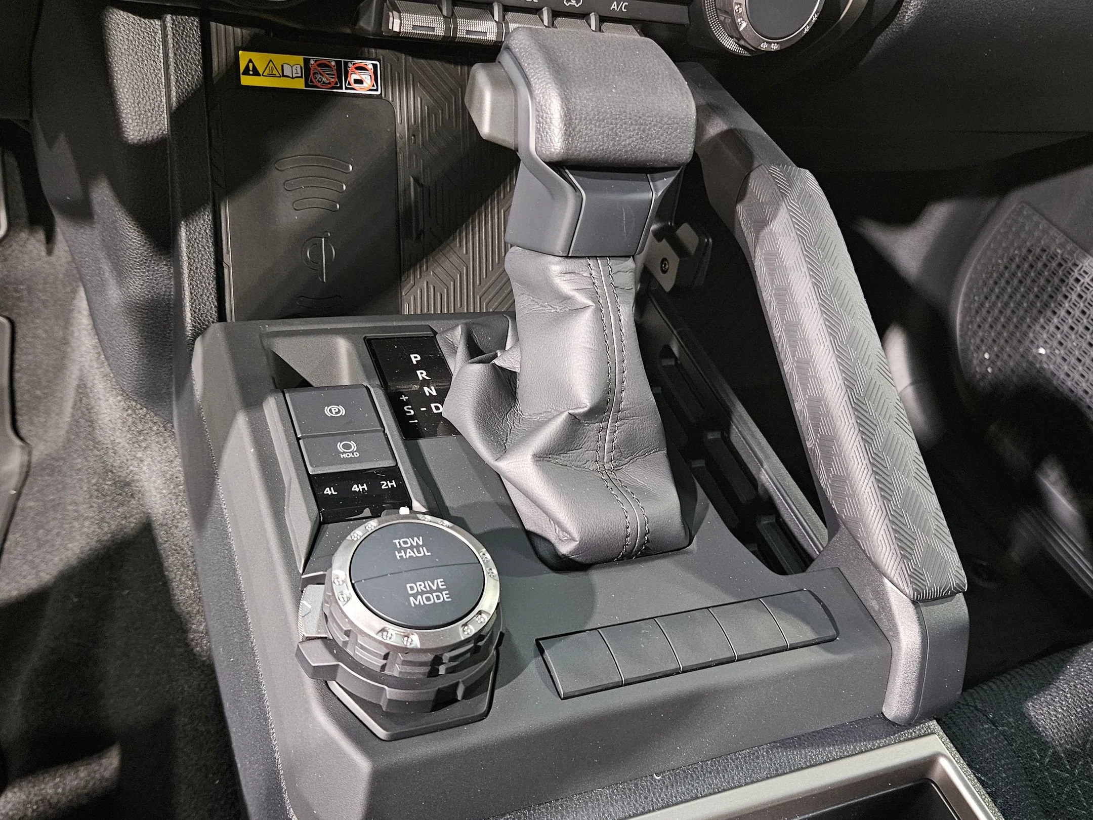 New 2026 Heritage Blue Toyota SR5 image 18