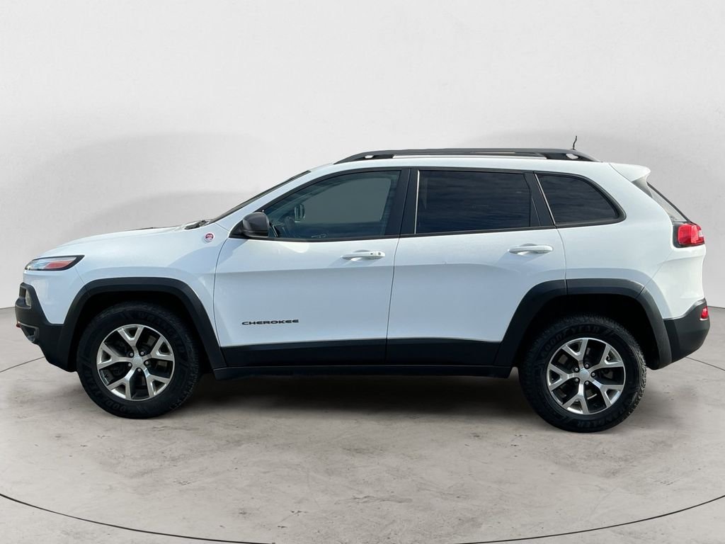 Used 2018 White Jeep Trailhawk image 8