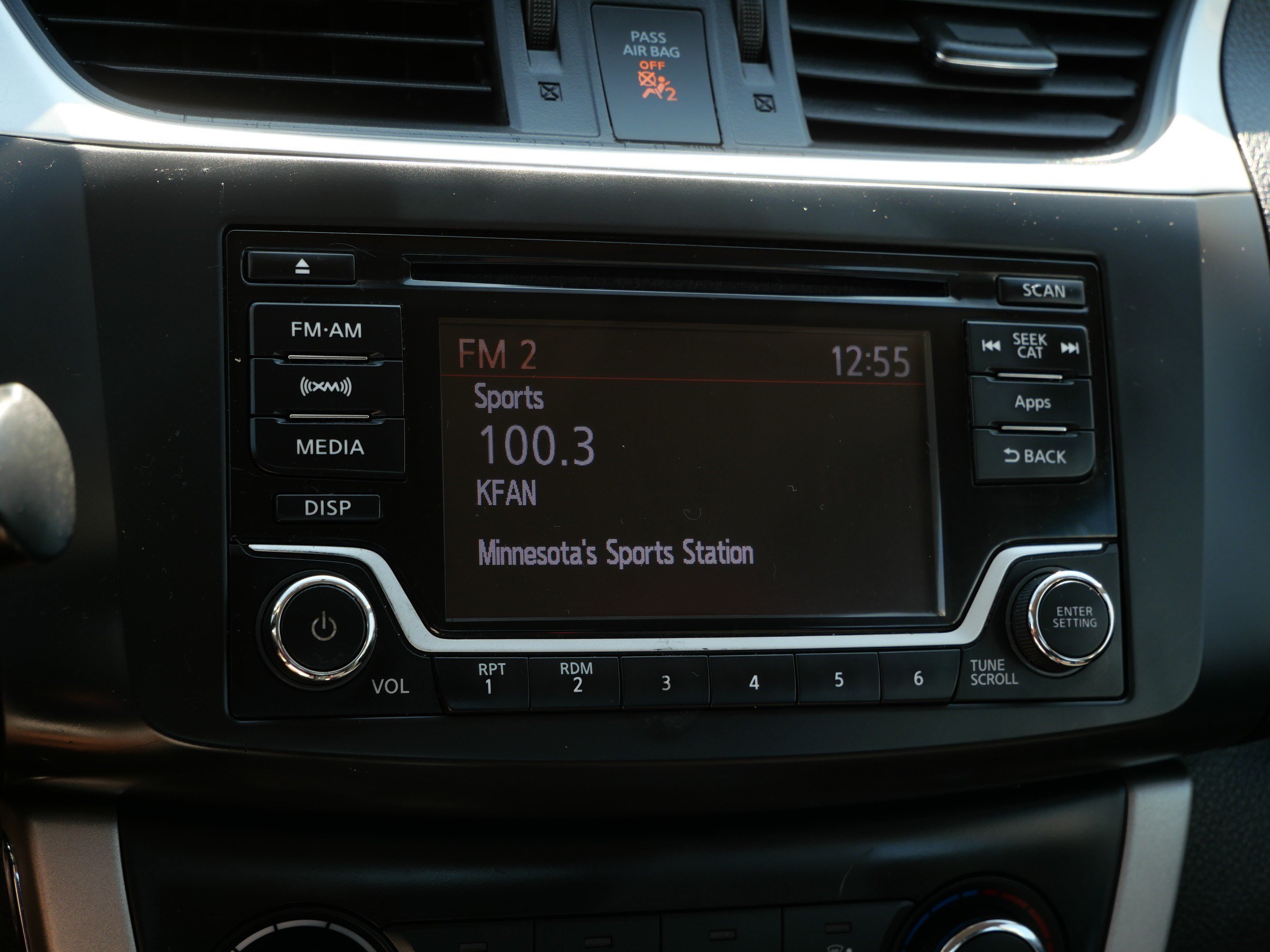 Used 2015 Amethyst Gray Nissan SV image 22