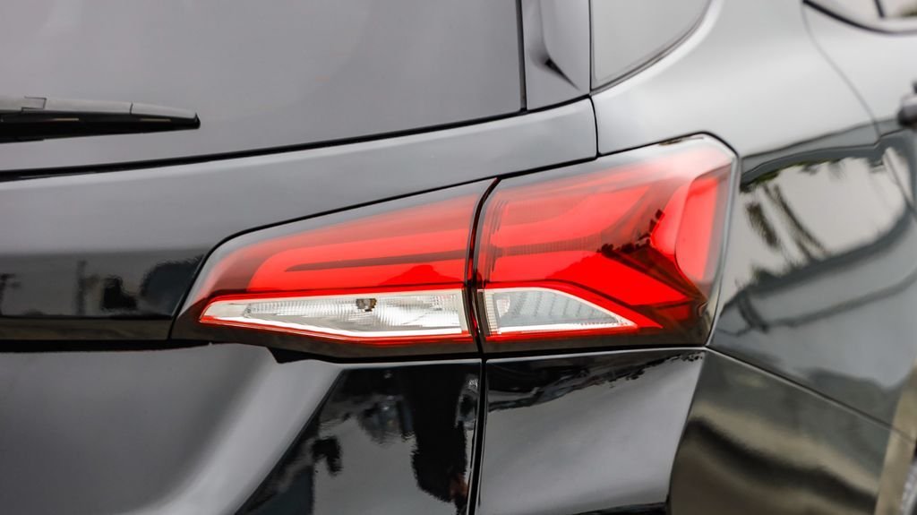 Used 2022 Black Metallic Chevrolet RS image 10