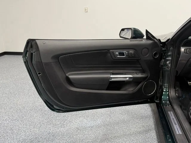 Used 2019 Green Ford Bullitt image 12