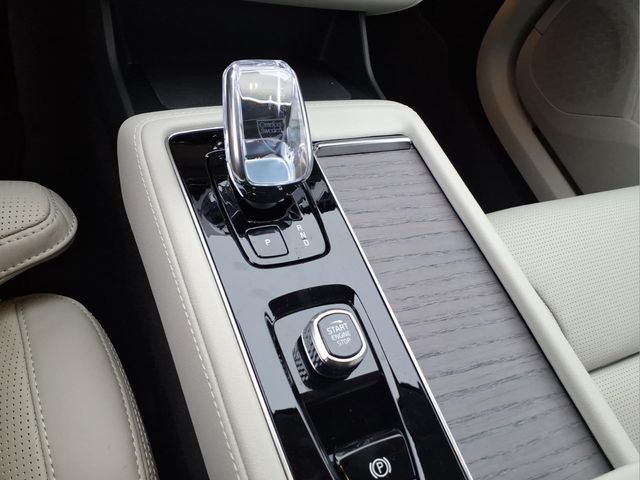 New 2026 Crystal White Volvo Ultra image 24